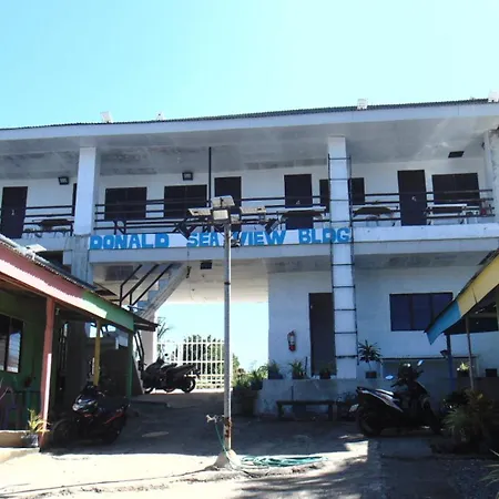 Scott Camotes Beach House